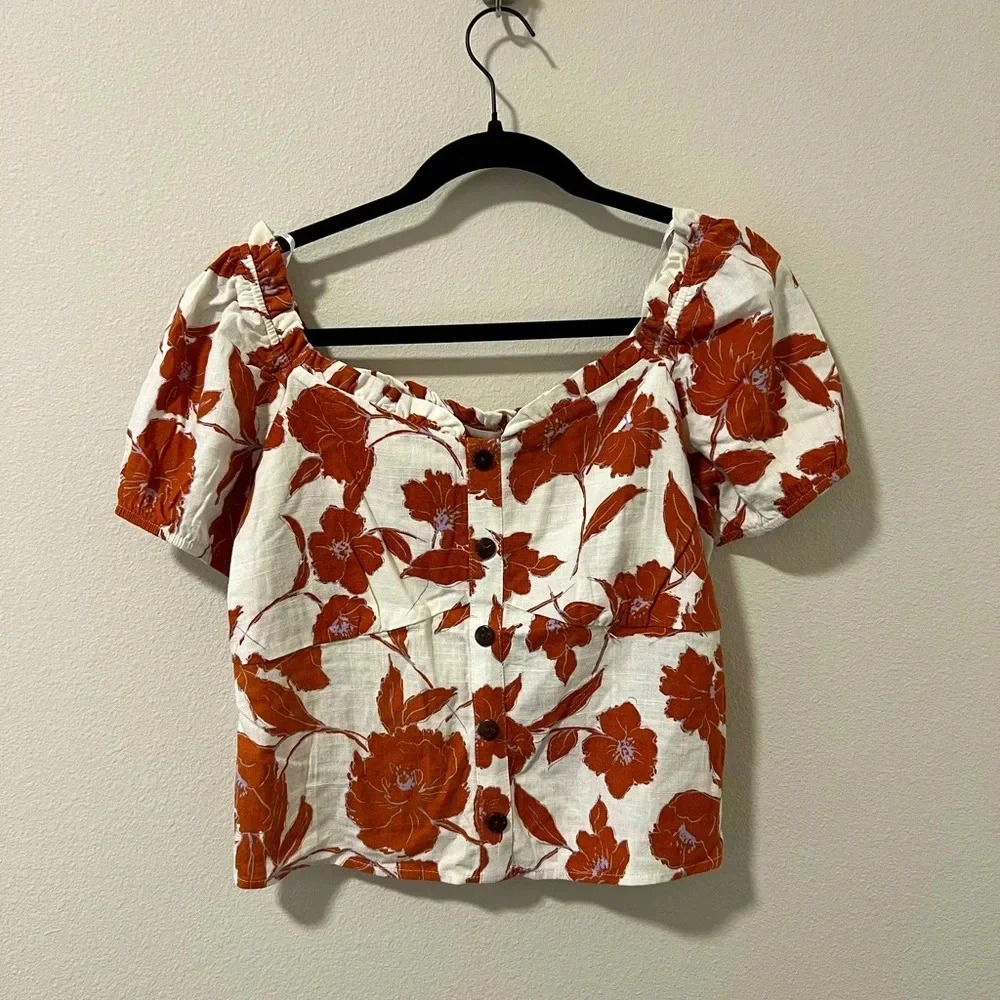 NWT Floral Crop Top